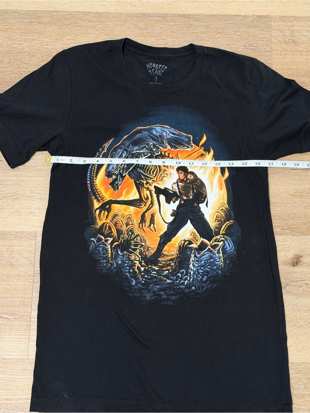 Alien Tee - Picture 3 of 6